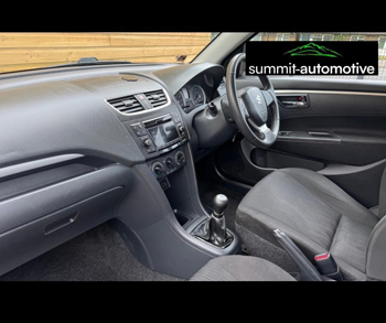Car Image 17