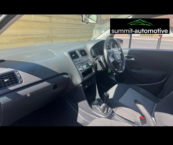 Car Image 16
