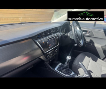 Car Image 18