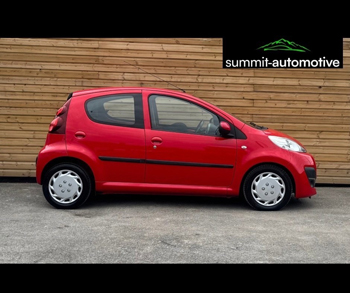 Car Image 5