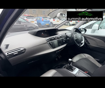 Car Image 18