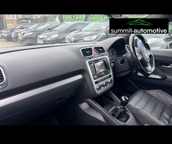 Car Image 18