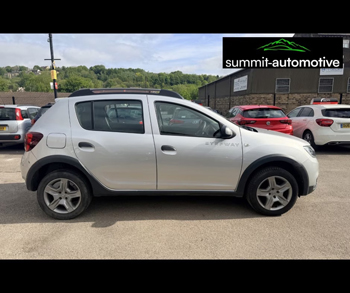 Car Image 11