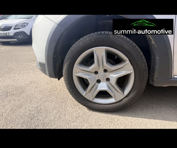 Car Image 21