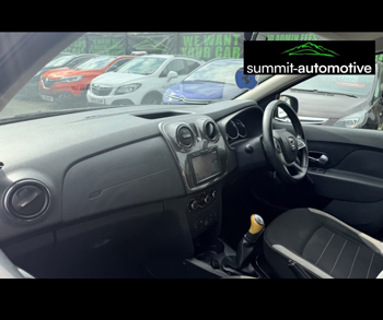 Car Image 19