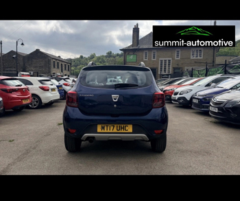 Car Image 9