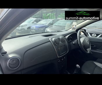 Car Image 18