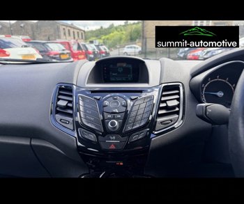 Car Image 10