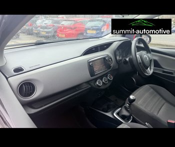 Car Image 18
