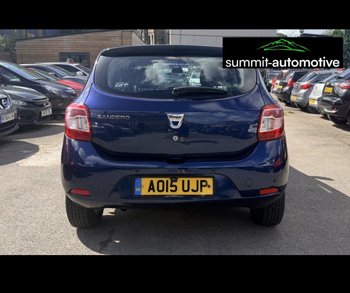 Car Image 9