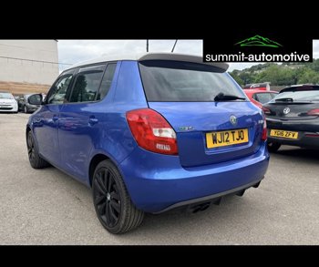 Car Image 7