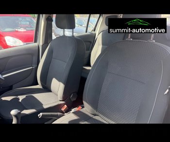 Car Image 19