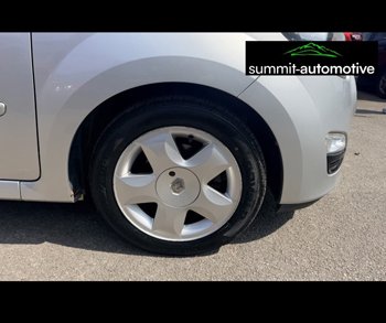 Car Image 22