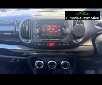 Car Image 18